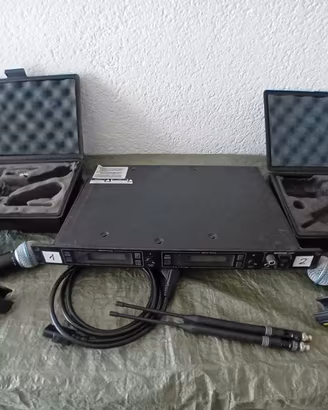 Set microfoni wireless - 2× Shure U4R #1