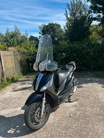 Piaggio medley 125