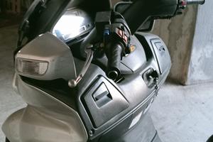 Suzuki Burgman 650 - Anno 2005