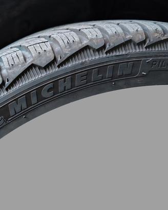 Pneumatici invernali 255/35/R19 e 275/35/R19