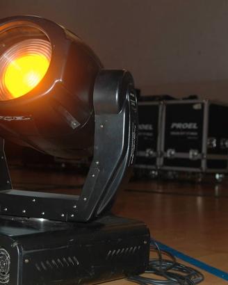 4 Teste mobili DMX Proel Dreamwash con flight case