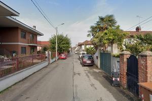 Rivalta di torino semi indipendente con giardino