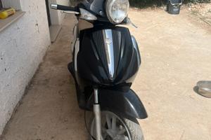 Beverly 125 tourer