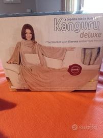 coperta con le maniche Kanguru 