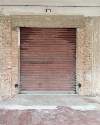 Garage-Posto Auto-Deposito-Magazzino