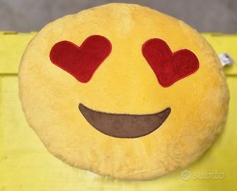 Cuscino Emoji Innamorato 😍