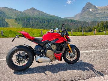Ducati Streetfighter V4S my 23