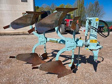 Aratro bivomere samadoval