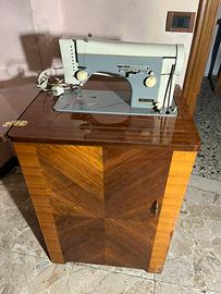 Cucitrice Necchi BU Supernova Julia