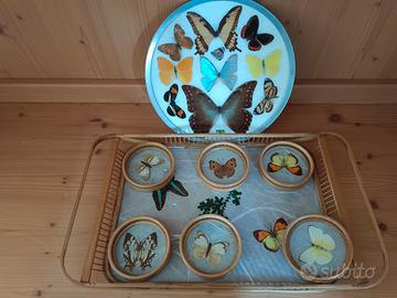 Vassoio antico con farfalle