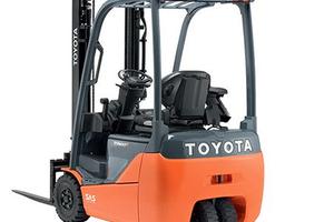 CARRELLO ELEVATORE ELETTRICO TOYOTA 20 QUINTALI