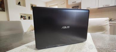 Notebook Asus F540S con SSD da 512GB