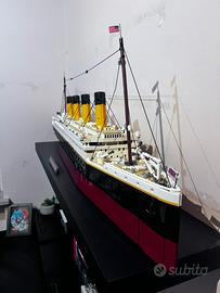 Lego Titanic