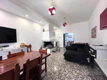 3 LOCALI A LECCE