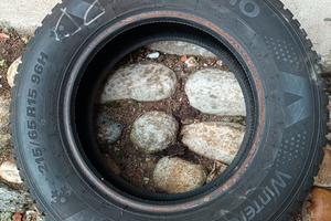 Gomme Kumho invernali 215/65 R15 96H