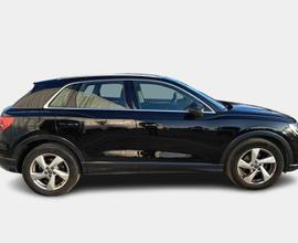 AUDI Q3 35 TDI S tronic Business Advanced