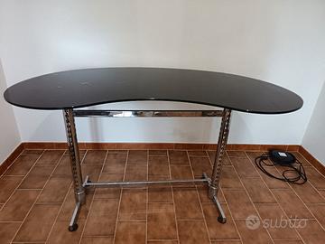 scrivania in vetro temperato 