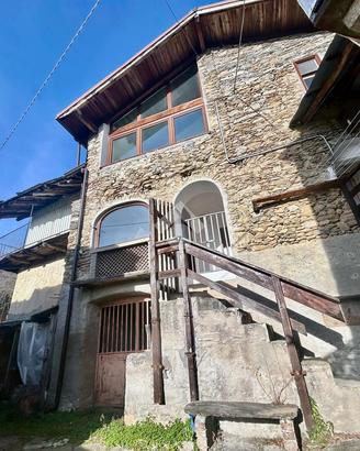 CASA SEMINDIPENDENTE A CONDOVE