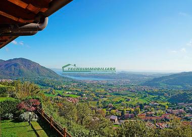 Appartamento con vista lago in residence