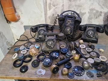 Telefoni e ricambi antichi