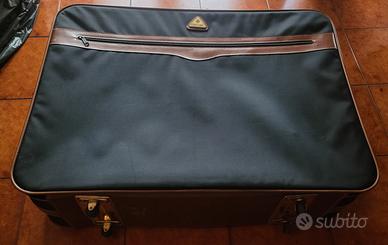 valigia in tessuto nera