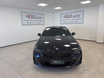 BMW Serie 5 520d 48V xDrive Msport