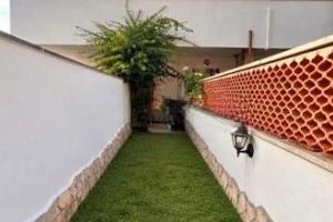 Ostia antica trilocale con giardino