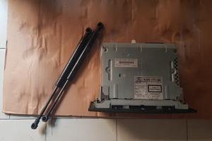 Ammortizzatori Porta bagagli+Stereo MP3/CD FORD