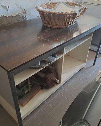 Tavolo da lavoro