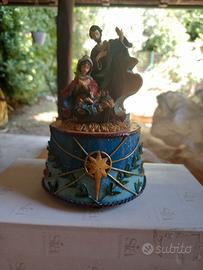 Presepe in ceramica con carillon nuovo