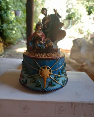 Presepe in ceramica con carillon nuovo