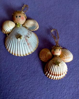 ANTICHI ANGELI  CON CONCHIGLIE E DECORAZIONI 