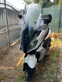Xct. Kymco 300