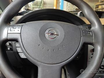 Airbag volante OPEL MERIVA del 2004