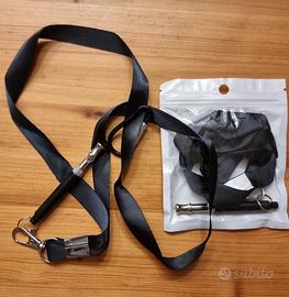 2 Fischietti per cani