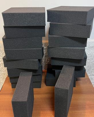 Lotto 18 spugne in gommapiuma 19x19x6 cm