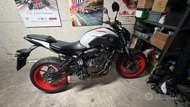 YAMAHA MT-07