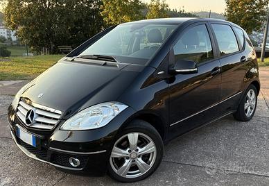 MERCEDES A180 AVANTGARDE