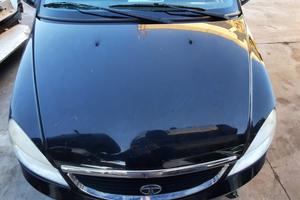 TATA INDIGO STATION WAGON 2009 - COFANO ANTERIORE