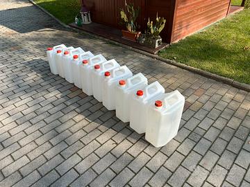 10 Taniche plastica 20, 25 e 30 litri