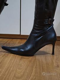 stivali in pelle nera, donna, a punta, tg 36