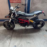 Ducati Hypermotard 821 incidentata 2013