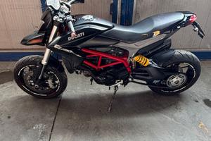 Ducati Hypermotard 821 incidentata 2013