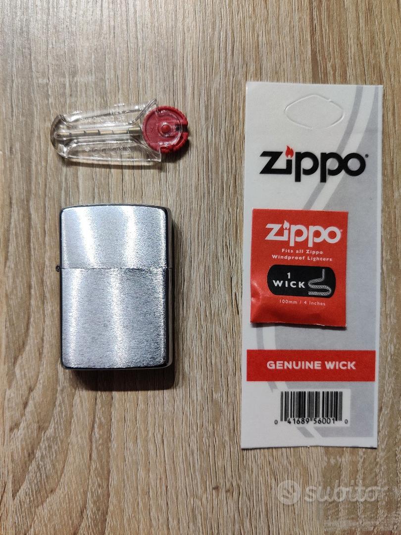 Zippo vintage No Brand + Ricambi Omaggio - Collezionismo In vendita a  Bologna