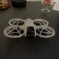 DJI neo con 3 batterie piu joystik