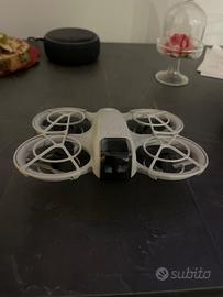 DJI neo con 3 batterie piu joystik