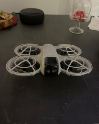 DJI neo con 3 batterie piu joystik