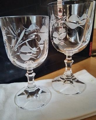 12 bicchieri di cristallo, 6 acqua e 6 vino