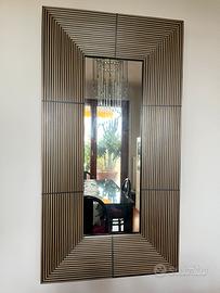 Specchio design con cornice intarsiata