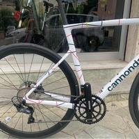 Cannondale Supersix evo hi mod disc ultegra